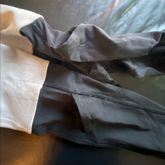 Lululemon High Waist Crops - Picture 7 of 10